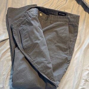 Bonobos Men's Classic Khaki Chinos Slim